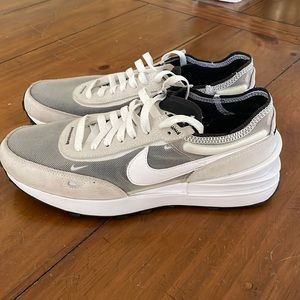 Nike Womens Waffle One